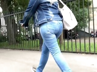 mature mother with thick ass